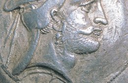 Persis, Baydād (1. Hälfte 3. Jh. v. Chr.), Tetradrachme, Vorderseite persische Münze mit einem Männerkopf